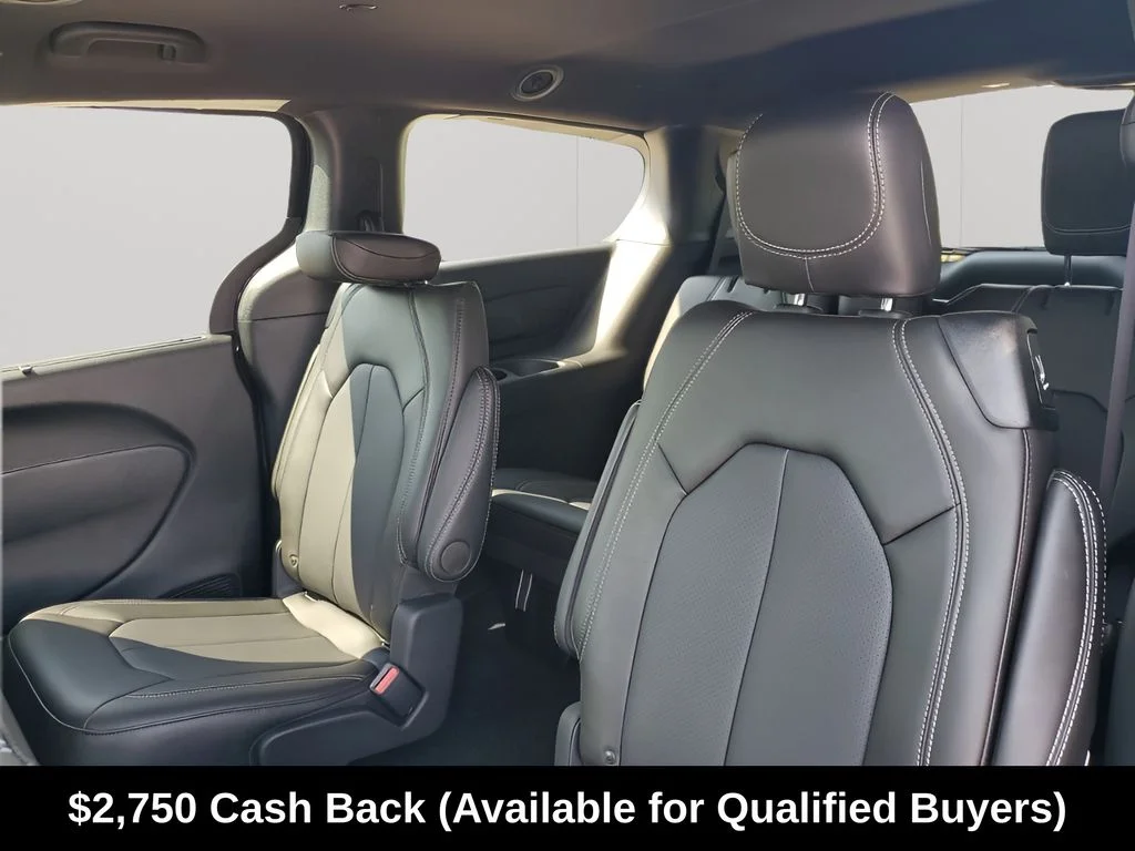 2026 Chrysler Voyager LX - Photo 21