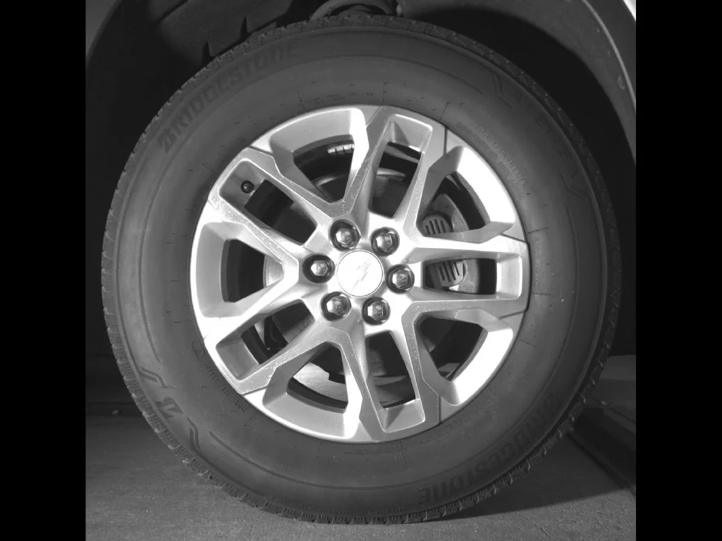Used 2018 White Chevrolet LT image 9