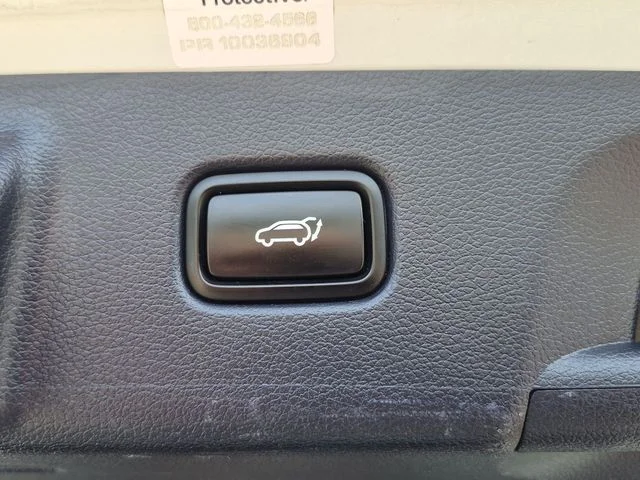 Used 2021 White Hyundai Limited image 29