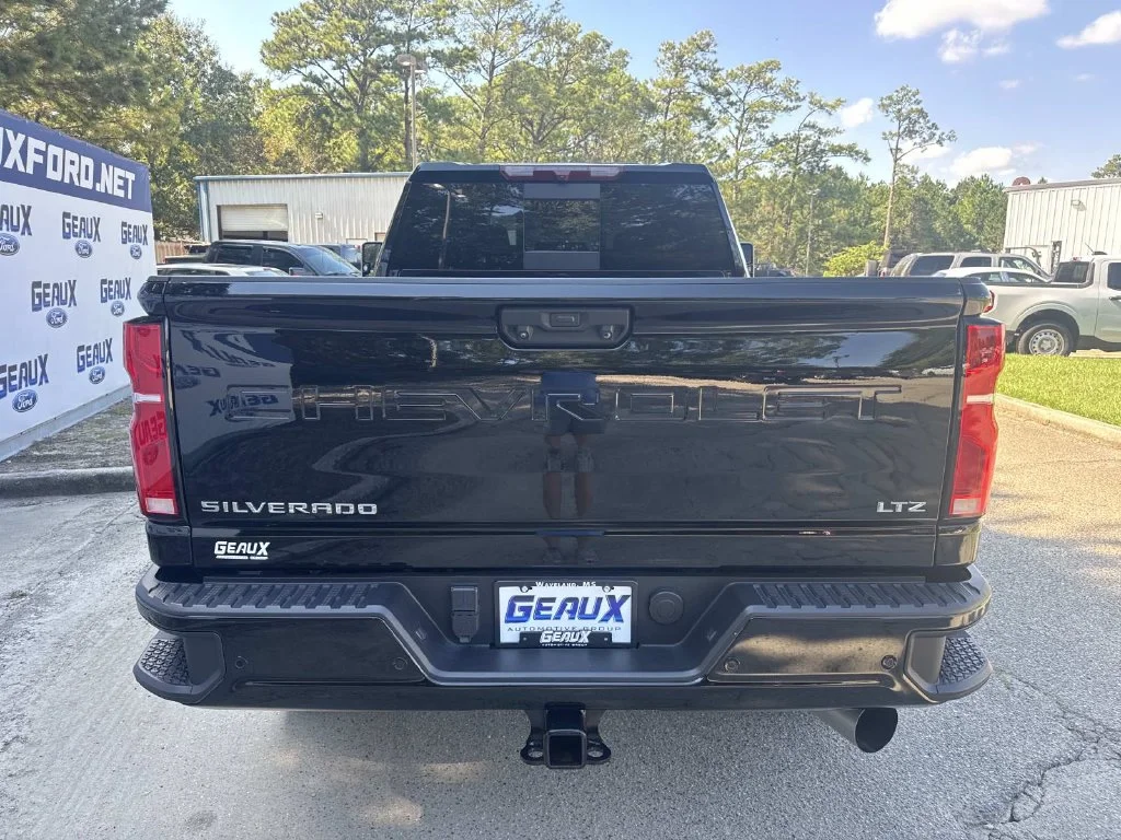 Used 2025 Black Chevrolet LTZ image 15