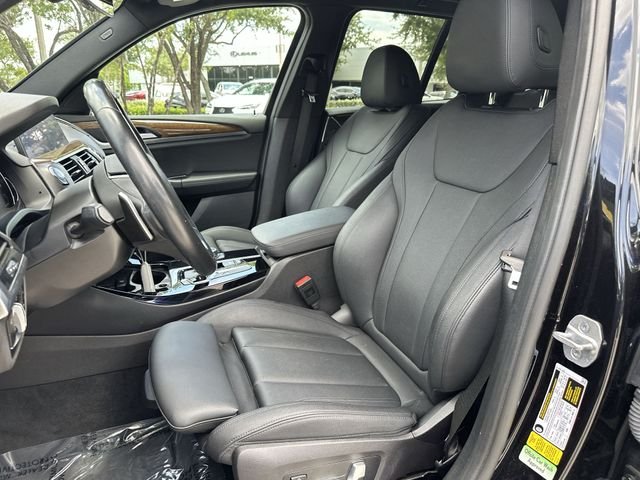 Used 2021 Black BMW sDrive30i image 11