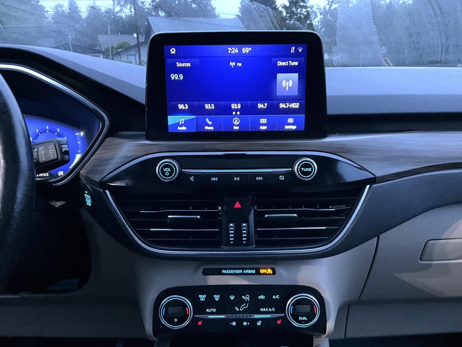 Used 2020 Blue Ford Titanium image 14
