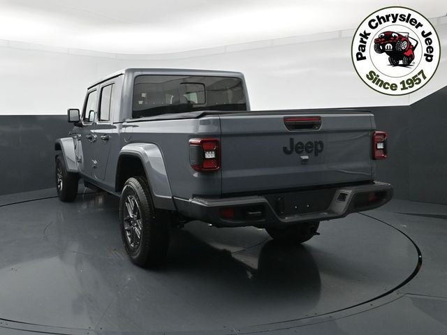 New 2026 Anvil Clear-Coat Exterior Paint Jeep Sport S image 4
