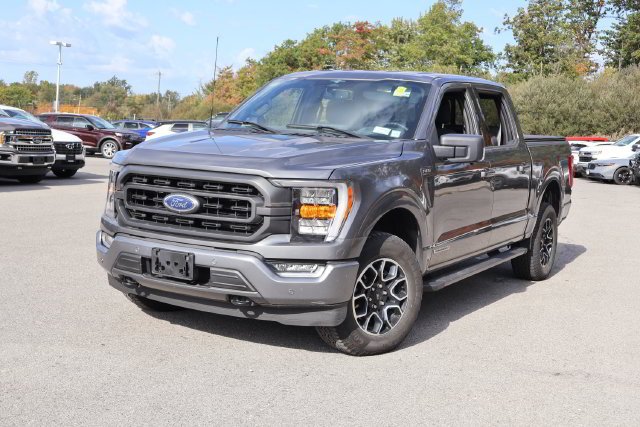 Used 2023 Gray Ford XLT image 2