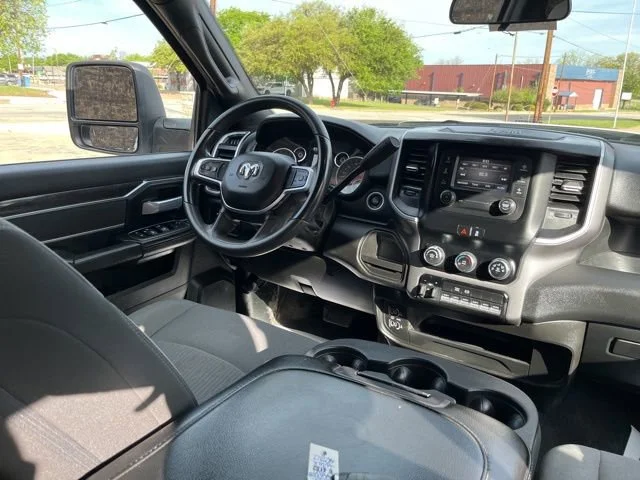 2024 RAM Ram 3500 Chassis Cab SLT - Photo 21