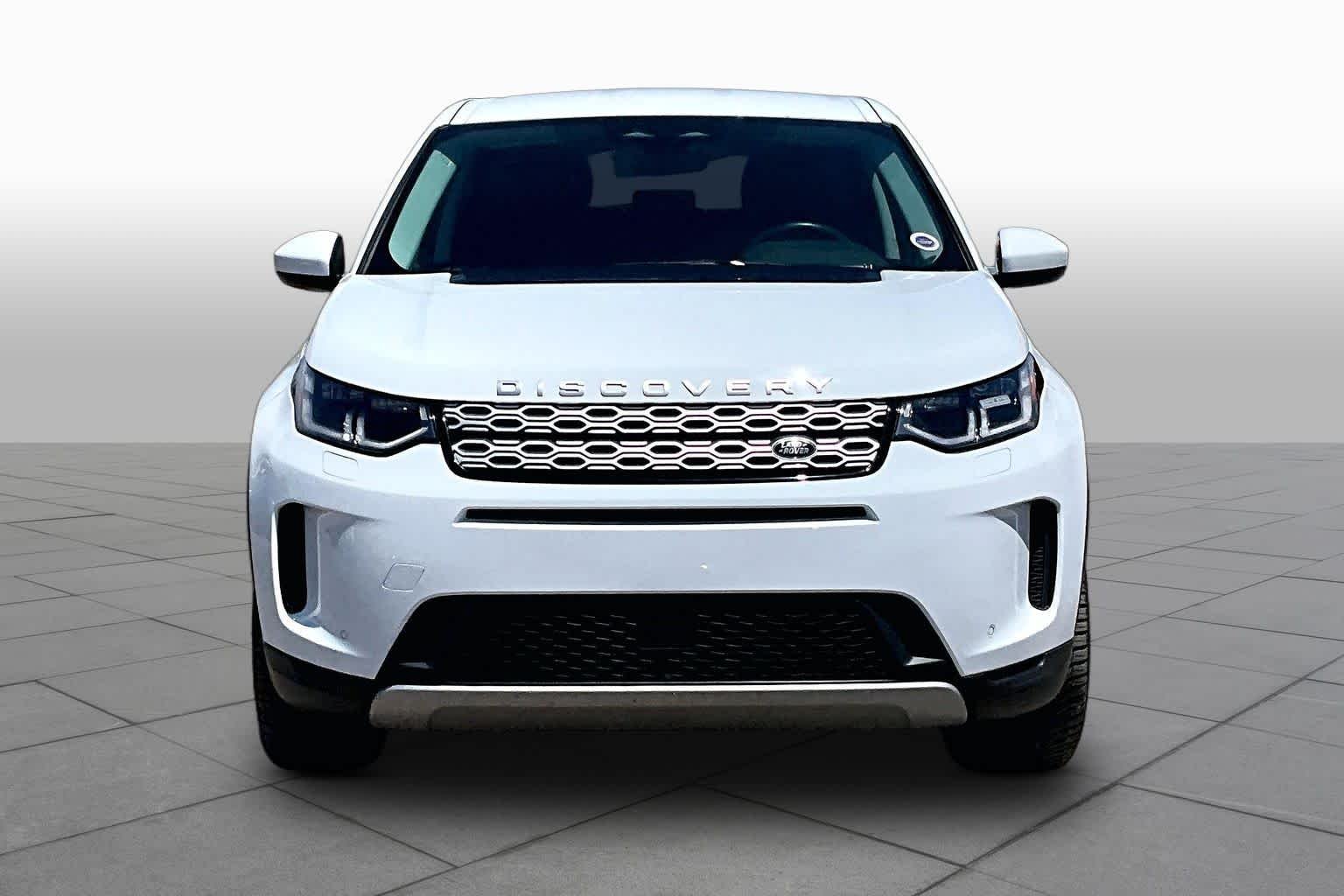 Used 2022 Fuji White Land Rover SE image 3