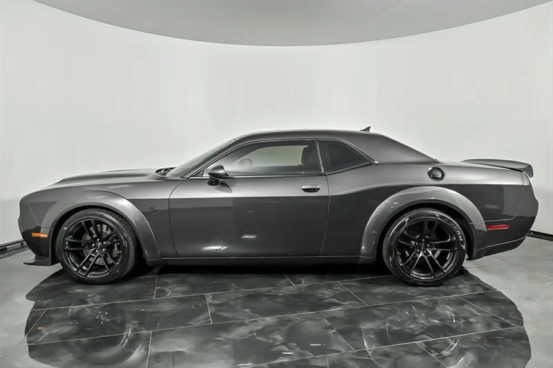 Used 2020 Granite Pearl Coat Dodge SRT Hellcat Redeye image 6