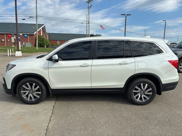 Used 2019 White Diamond Pearl Honda EX-L image 4