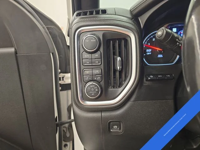 Used 2020 Iridescent Pearl Tricoat Chevrolet High Country image 32