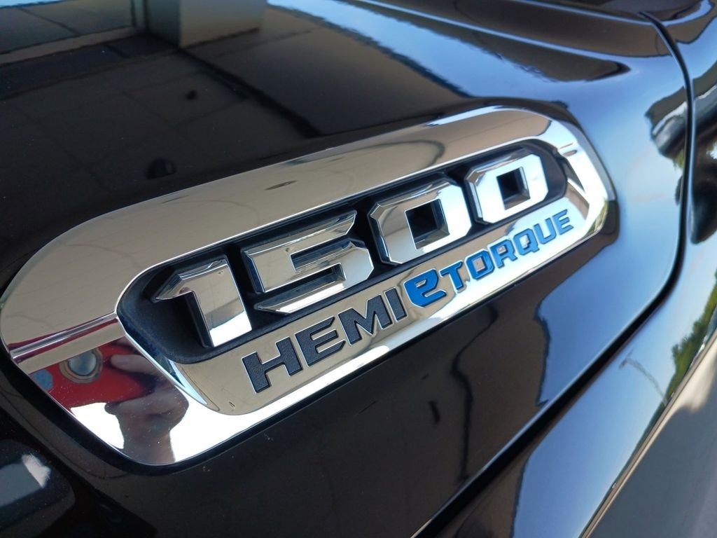 Used 2021 Black Ram Laramie image 33
