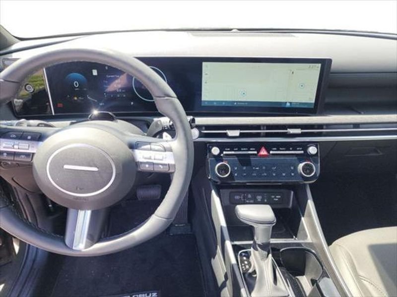 Certified Used 2025 Rockwood Green Hyundai Limited image 15