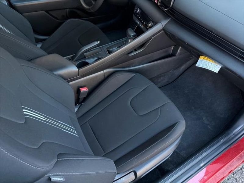 Used 2025 Ultimate Red Hyundai SEL Sport image 23