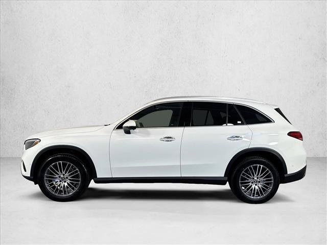 New 2026 Polar White Mercedes-Benz GLC 300 image 38