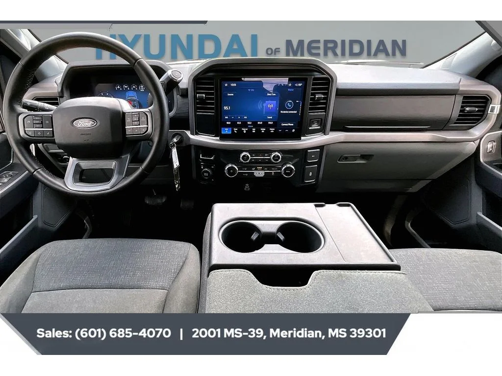 Used 2025 Agate Black Metallic Ford XLT image 13