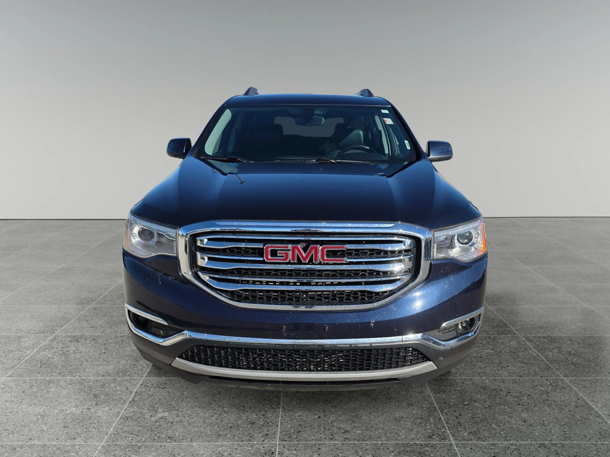 Used 2017 Dark Sapphire Blue Metallic GMC SLT image 9