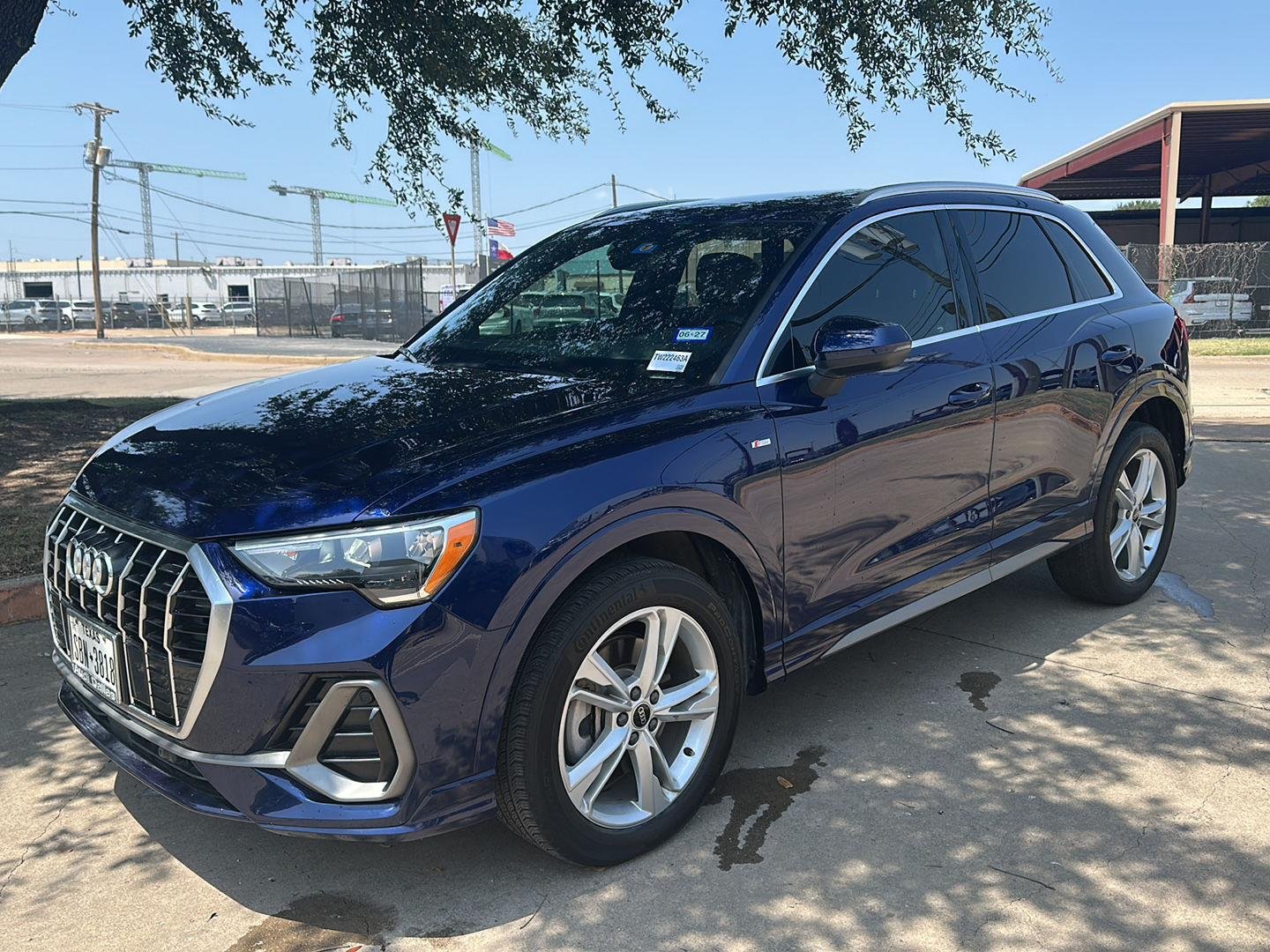Used 2022 Navarra Blue Metallic Audi S line Premium image 1