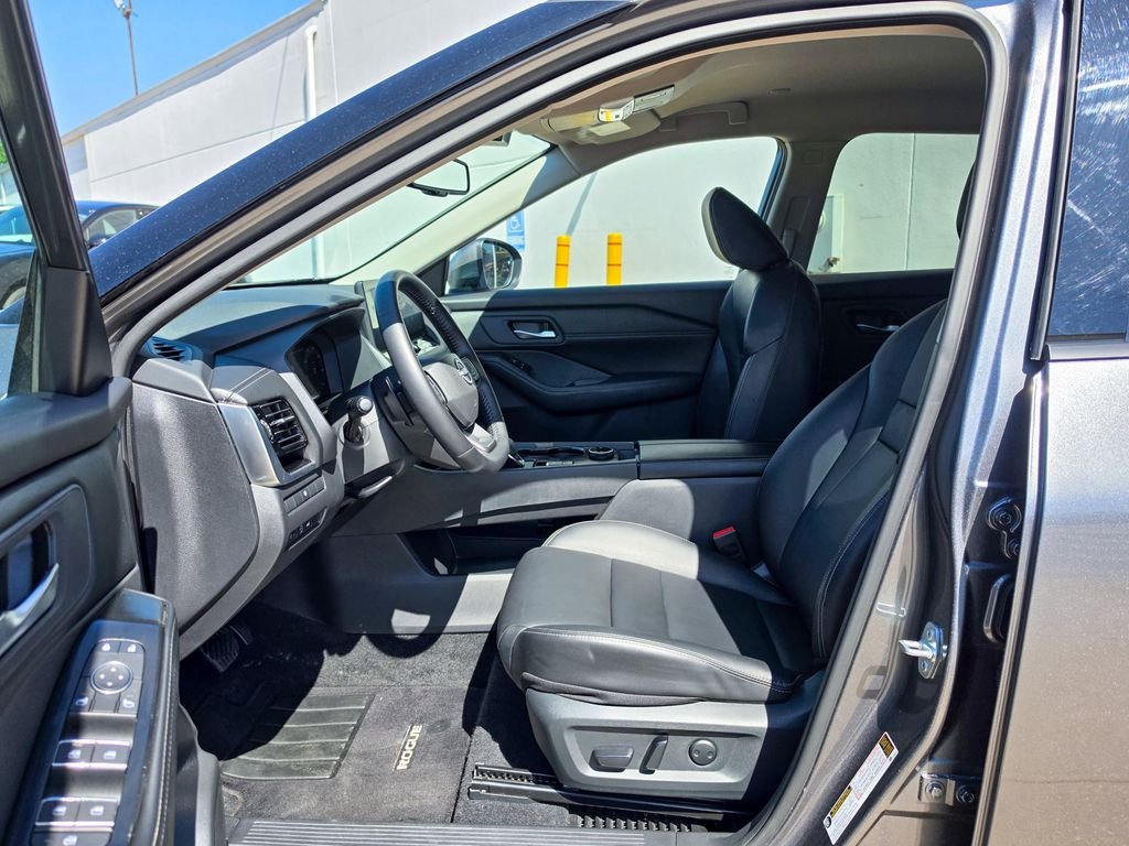 Used 2026 Gray Nissan SL image 12