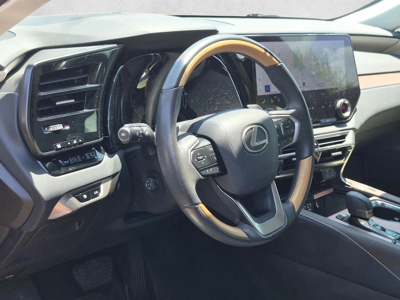 Certified Used 2024 Copper Crest Lexus RX 350 image 4