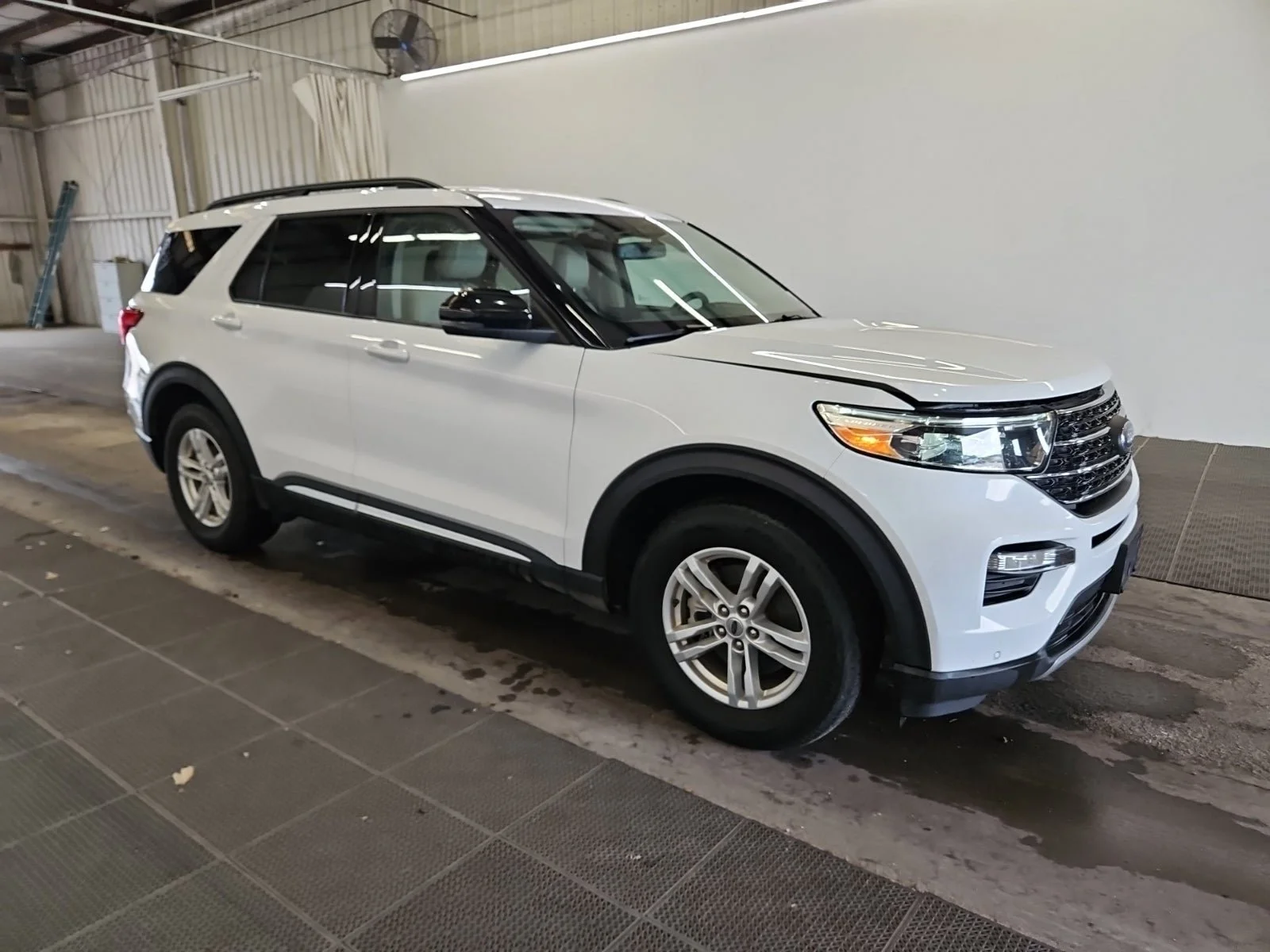 2023 Ford Explorer's photo