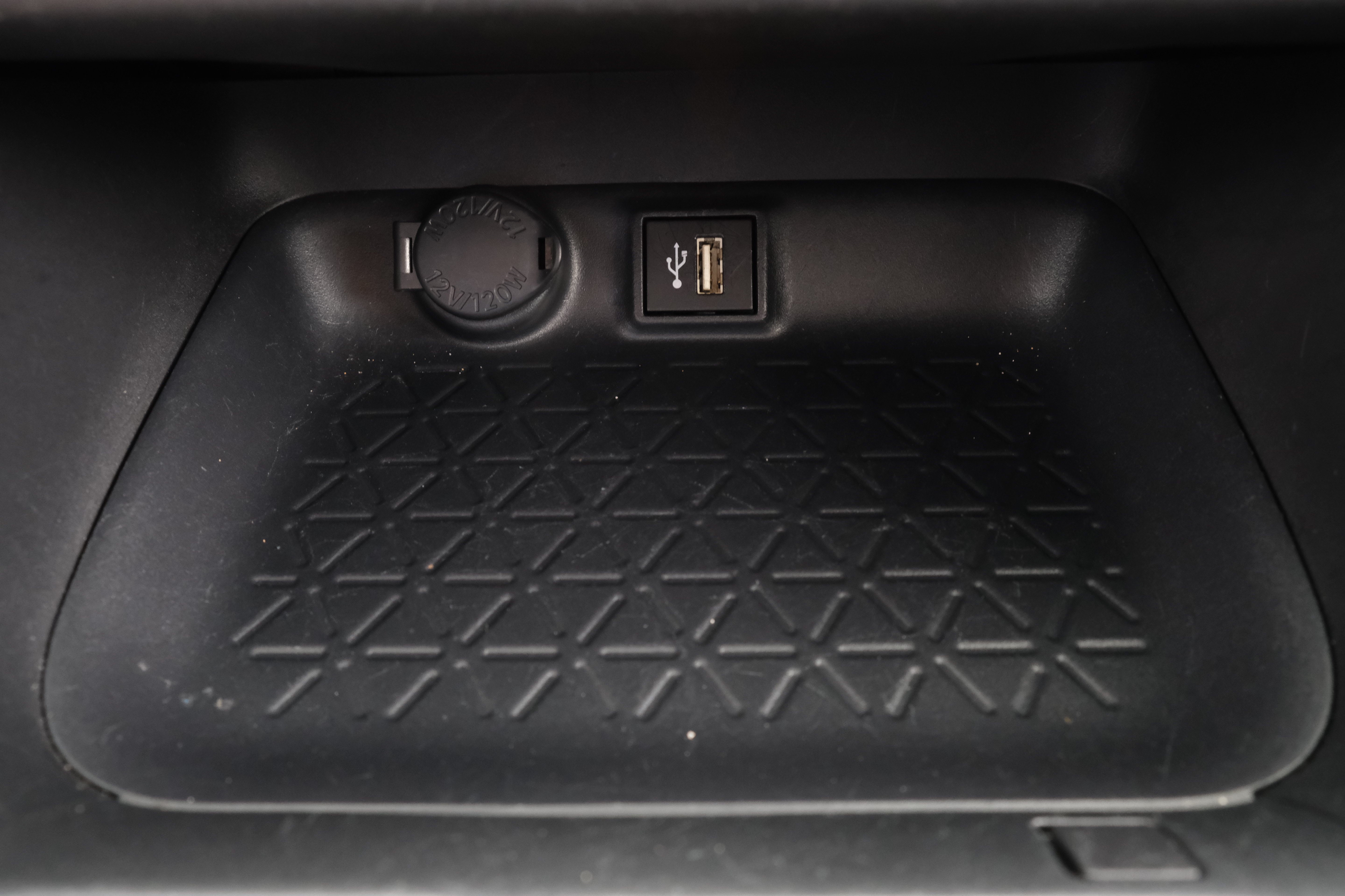 Certified Used 2025 Ice Cap Toyota XLE image 21