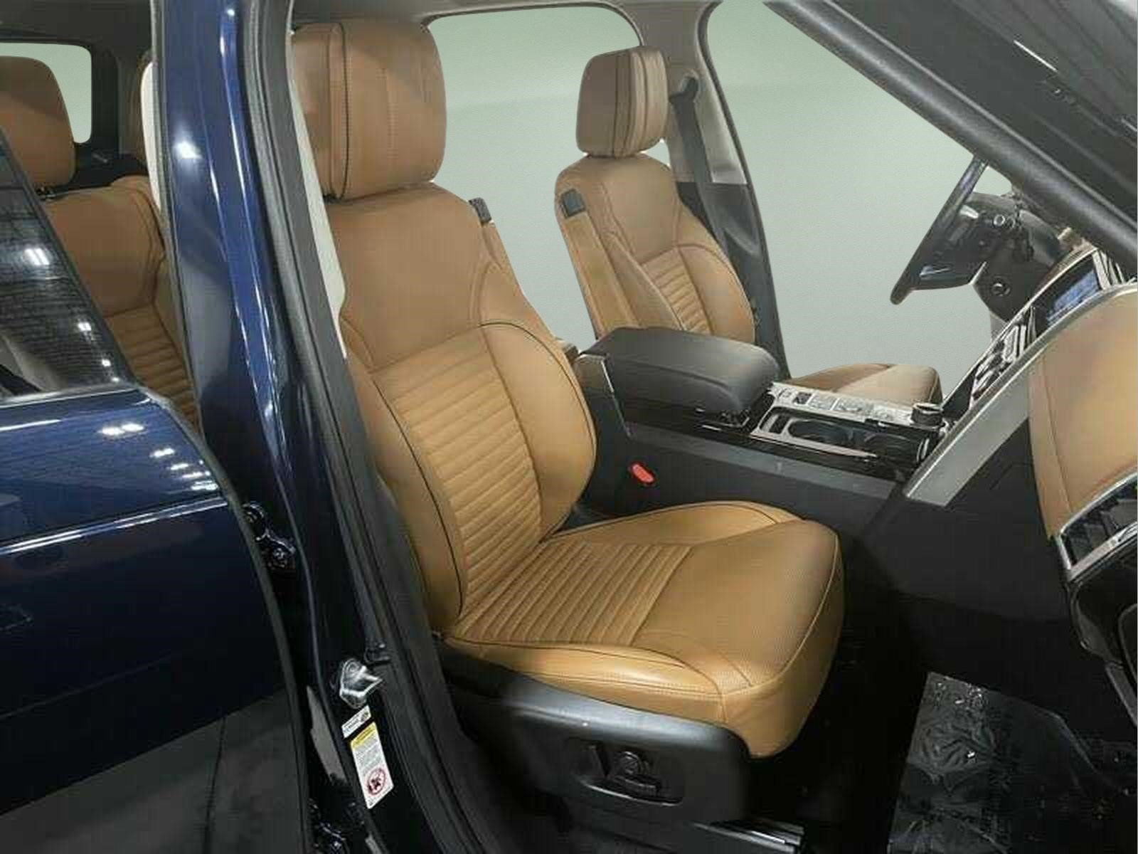 Used 2017  Land Rover HSE Luxury image 12