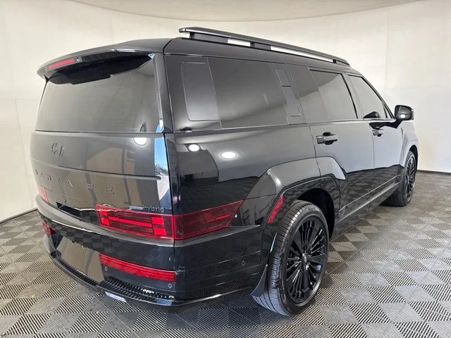 Used 2025 Black Hyundai Calligraphy image 3