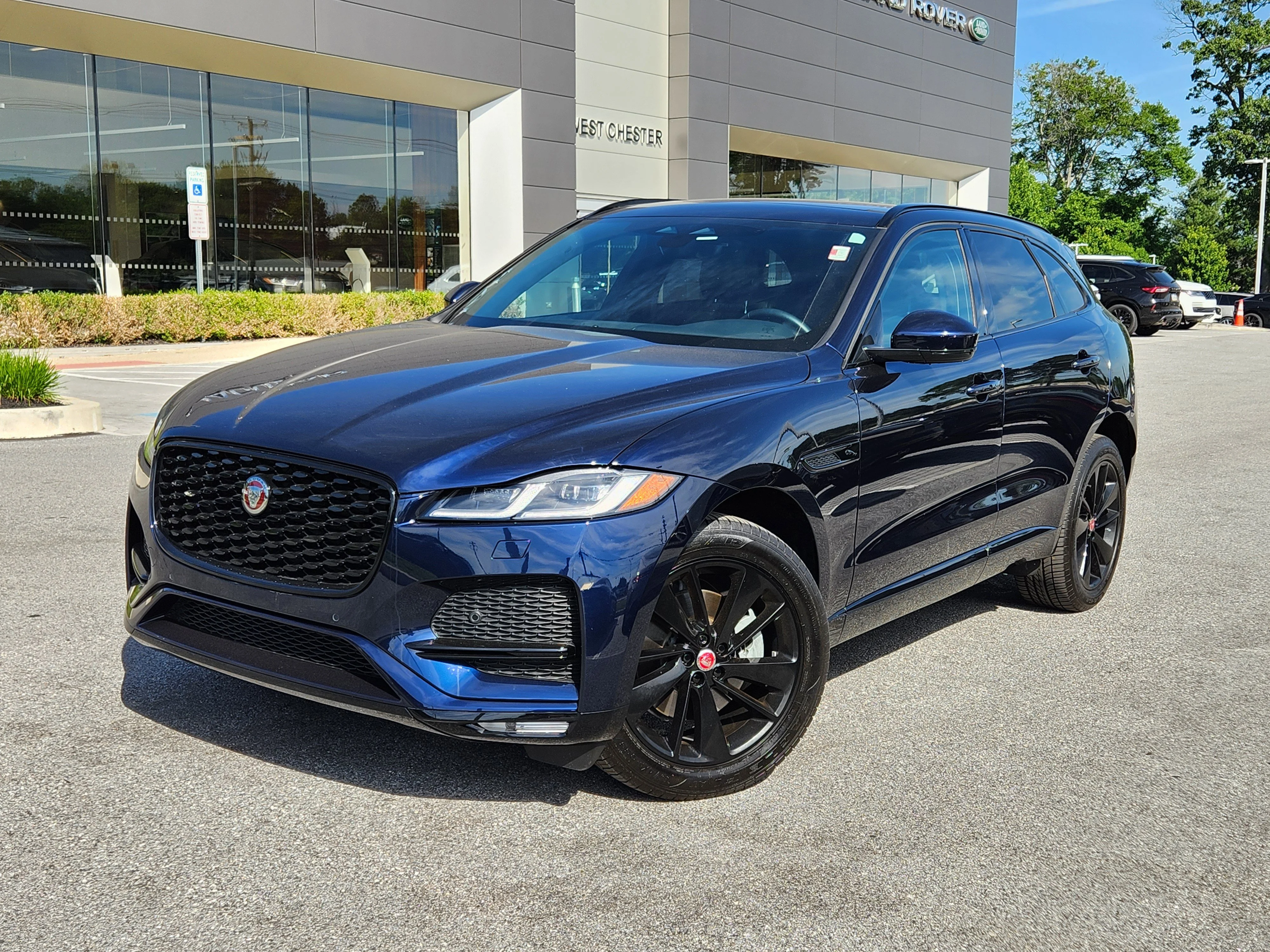 2023 Jaguar F-PACE P250 S's photo