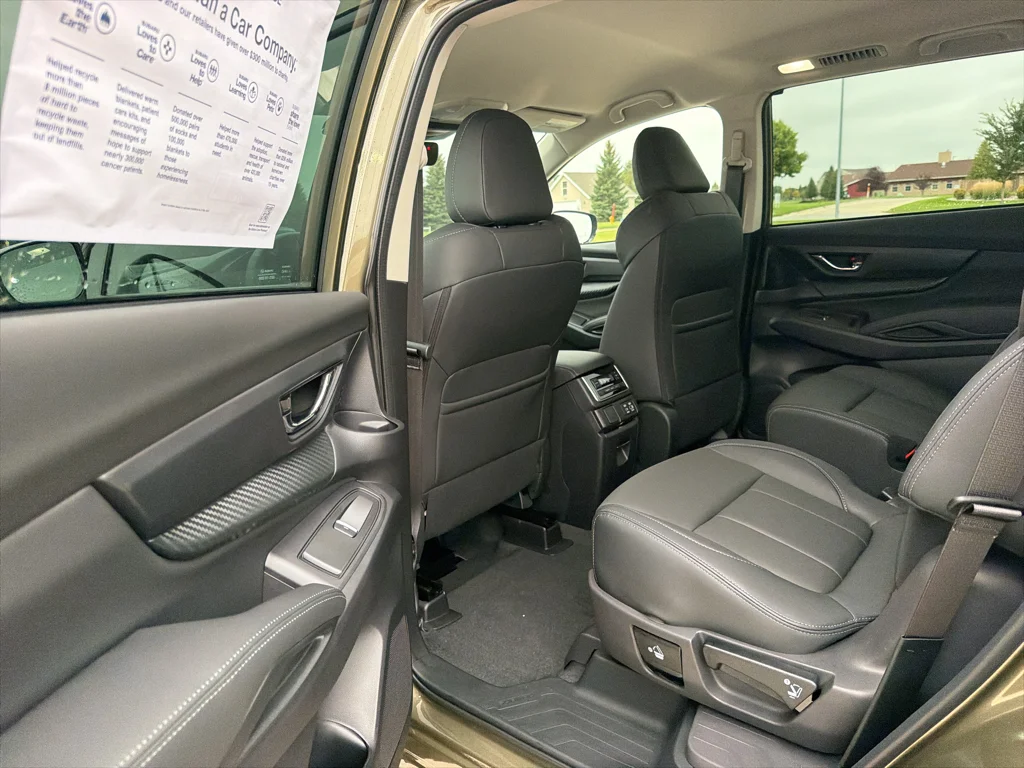 New 2027 AUTUMN GREEN METALLIC Subaru Premium image 10