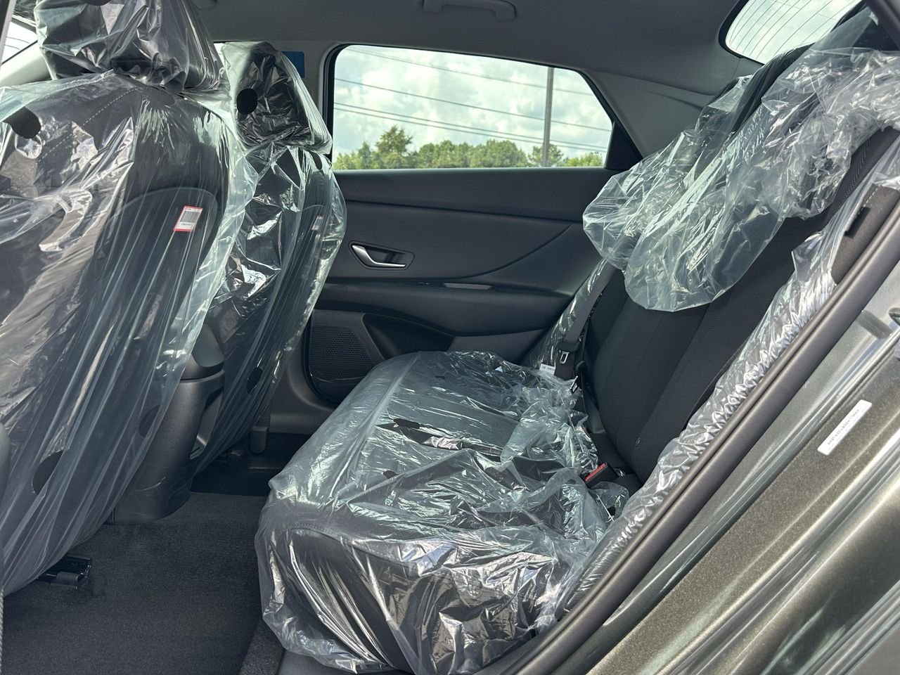 New 2026 Amazon Gray Hyundai SE image 18