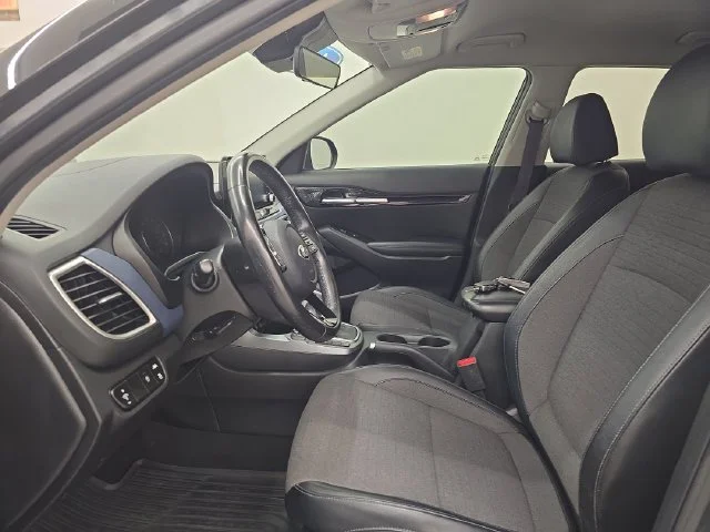 Used 2021 Gravity Gray Kia S image 19