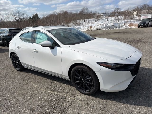2026 Mazda CX-3 Premium MT 5-Door SKYACTIV's photo