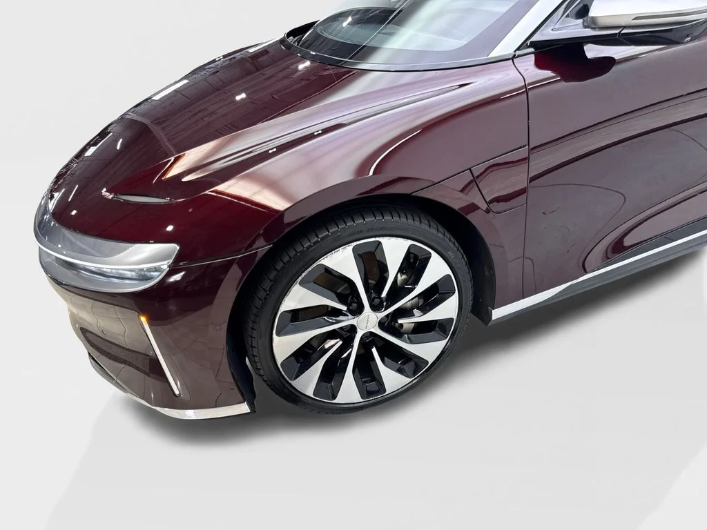 Used 2022 Red Lucid Grand Touring image 16