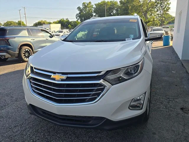 Used 2019 Beige Chevrolet Premier image 9