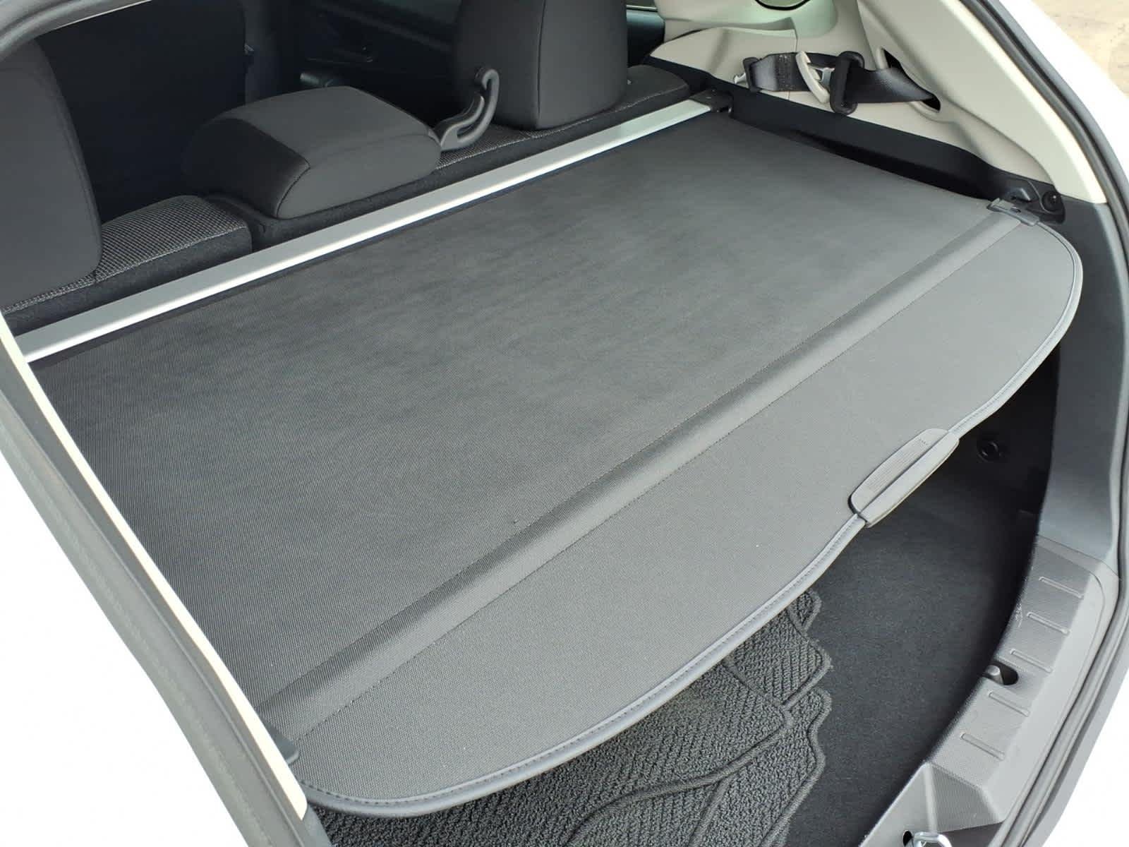 Used 2022 Crystal White Pearl Subaru Premium image 18