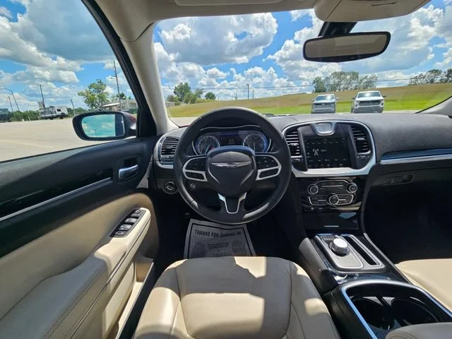 Used 2023 Red Chrysler Touring L image 13