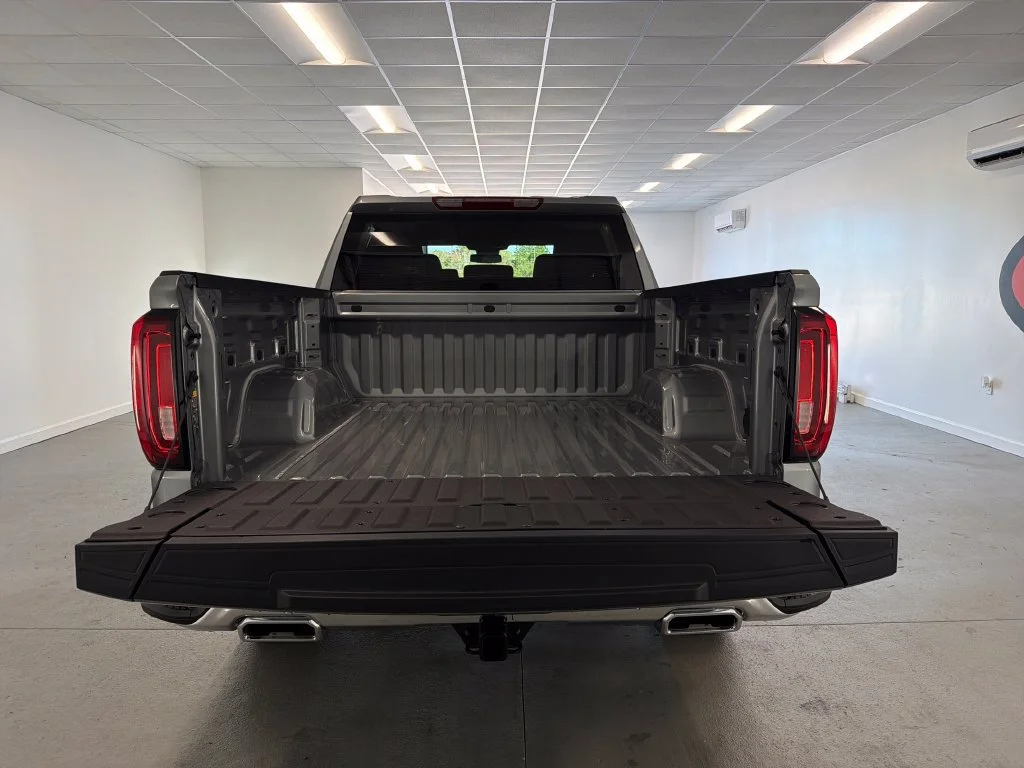 New 2026 Sterling Metallic GMC SLT image 7