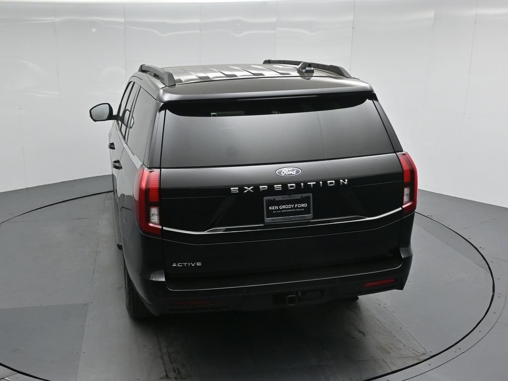 New 2026 Agate Black Metallic Ford Active image 40