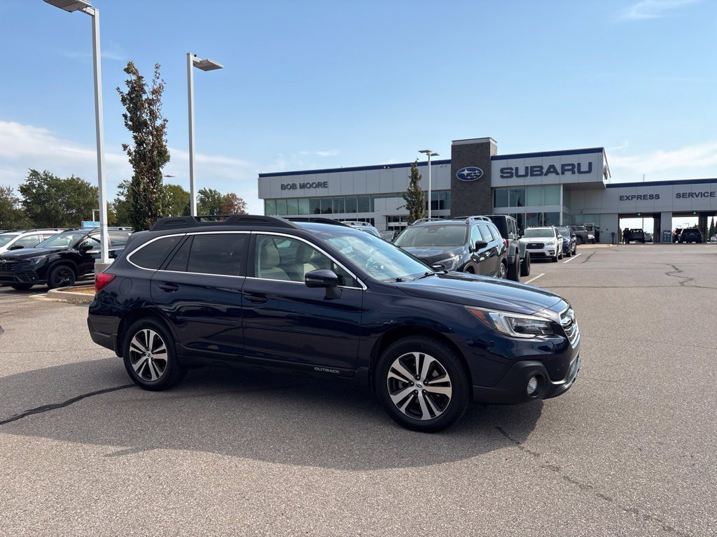 Used 2018 Blue Subaru 2.5i image 1