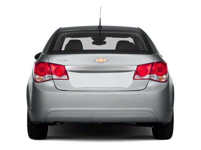 Used 2013 Silver Ice Metallic Chevrolet LS image 8