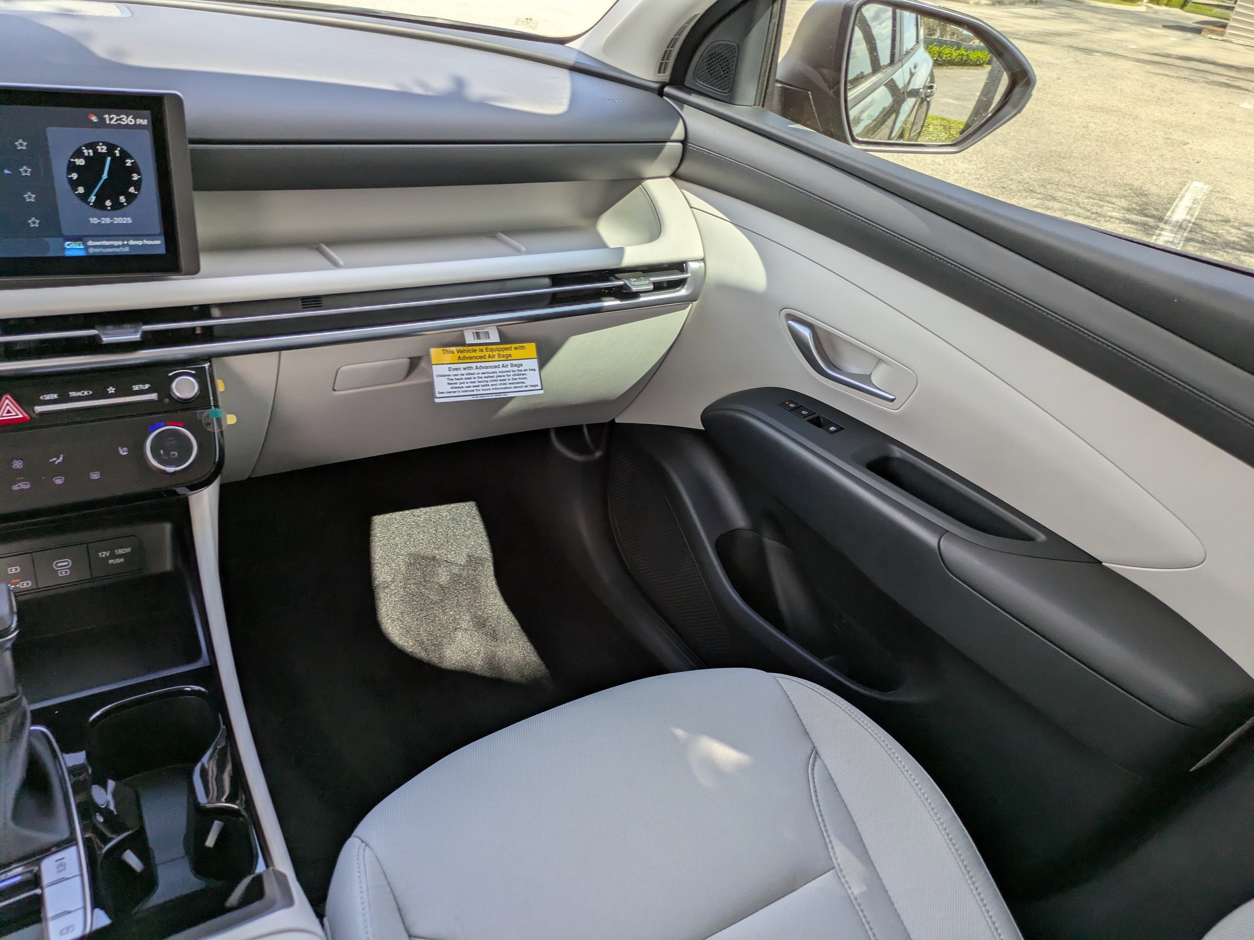Used 2026 Rockwood Green Hyundai  image 11