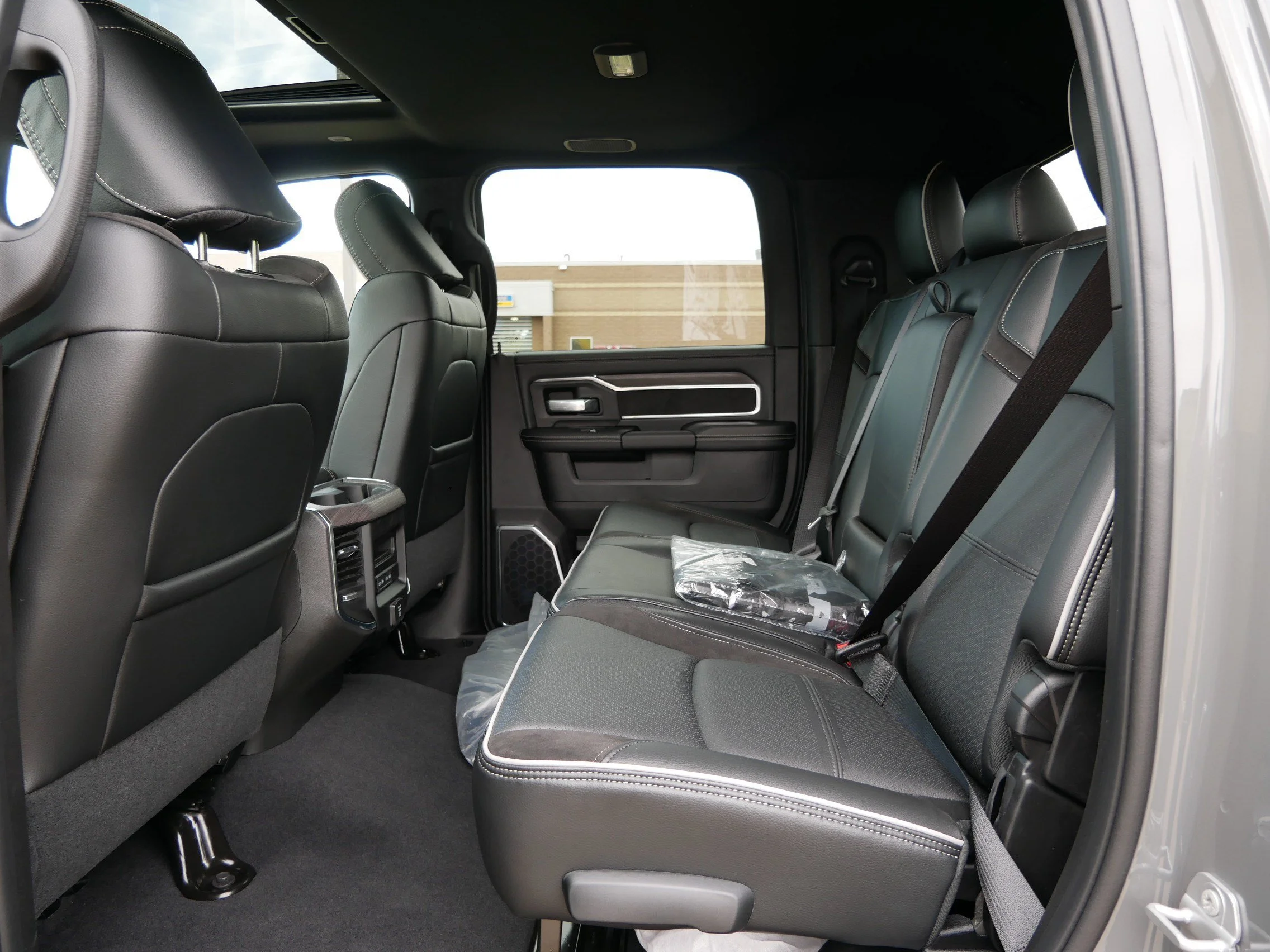 New 2027 Ceramic Gray Clear-Coat Exterior Paint RAM Laramie image 8