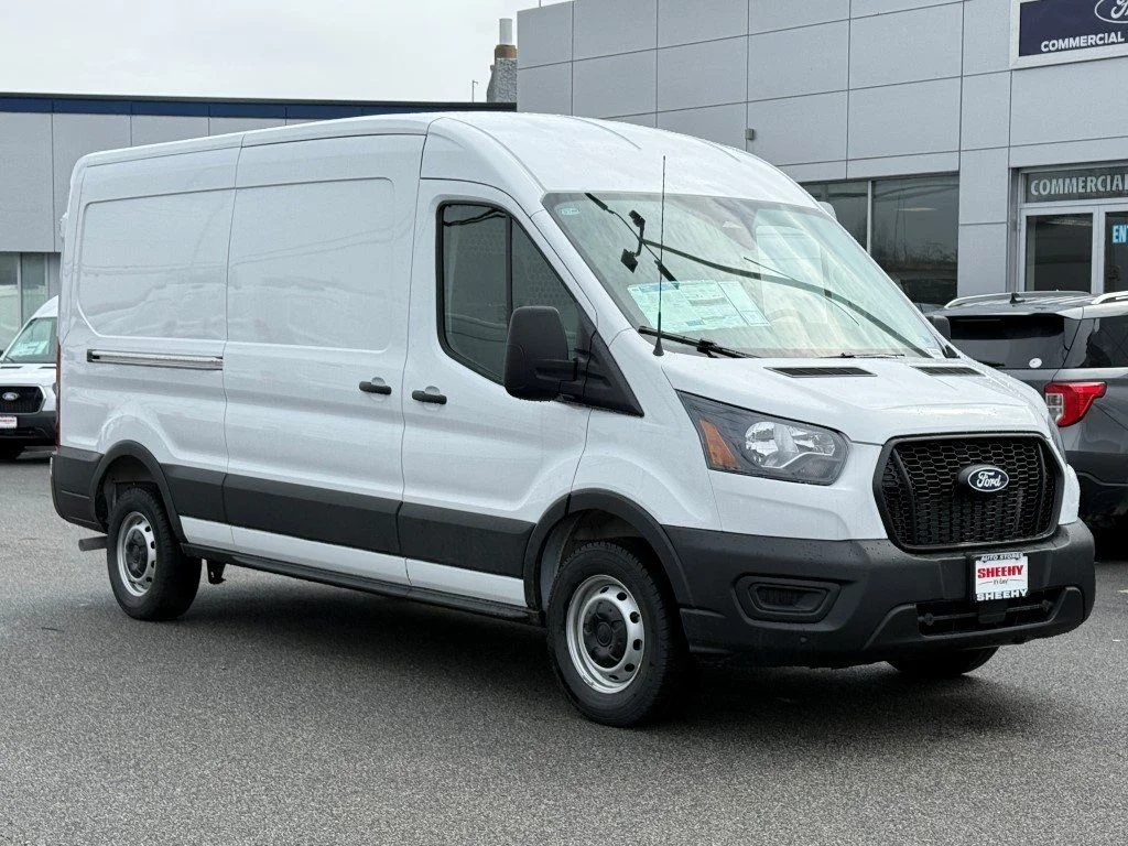 New 2026 Oxford White Ford Base image 1
