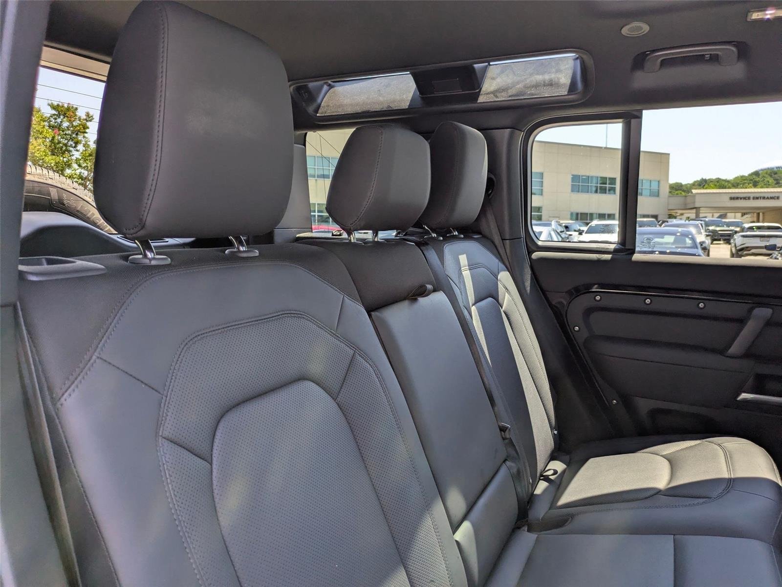 Used 2025 Santorini Black Metallic Land Rover S image 32