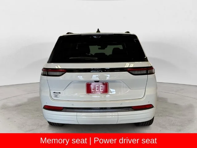 New 2027 White Jeep Limited Reserve image 4