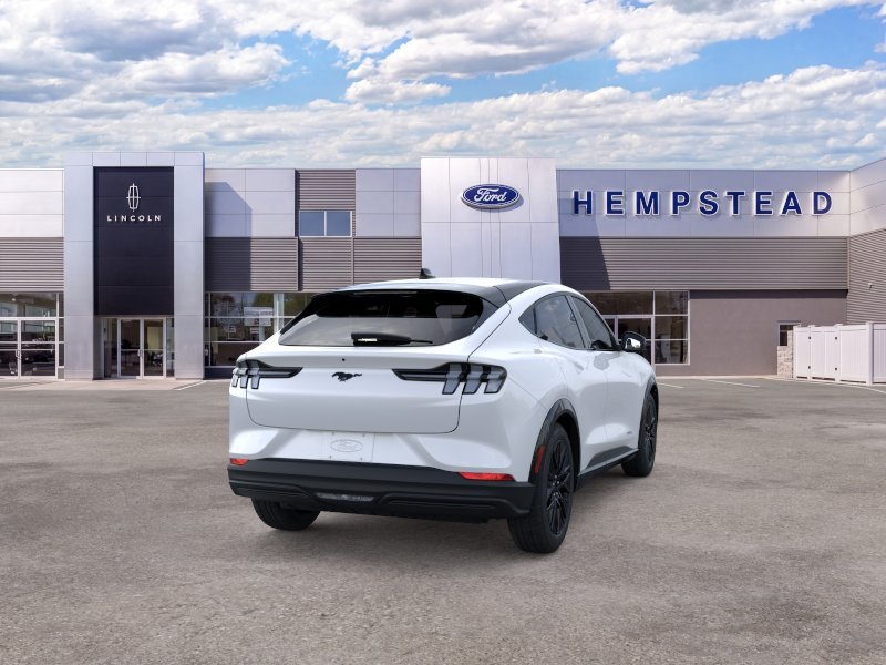 New 2026 Star White Metallic Tri-coat Ford Premium image 8