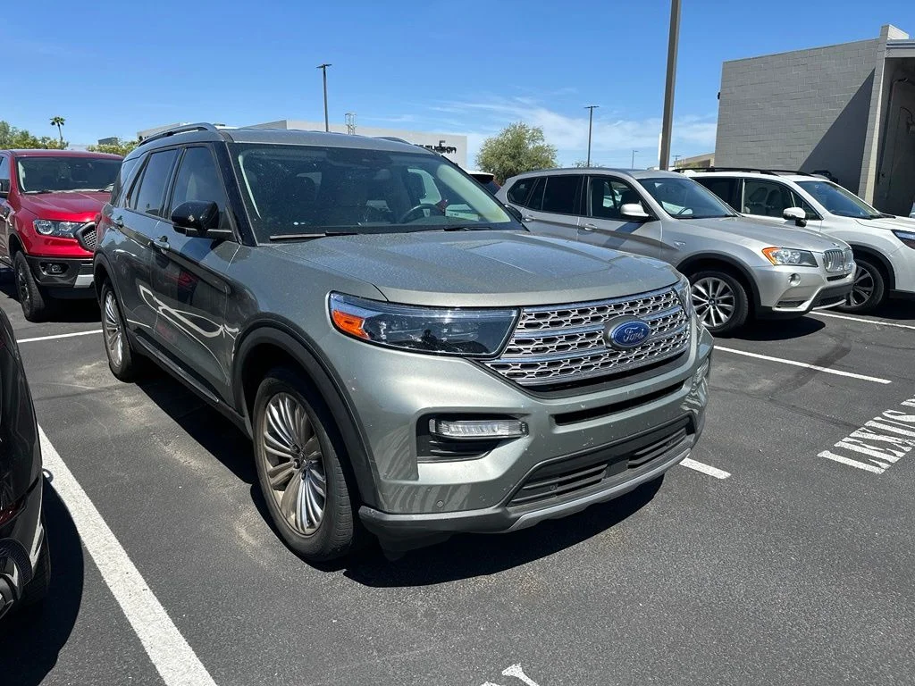 Used 2020 Green Ford Limited image 5