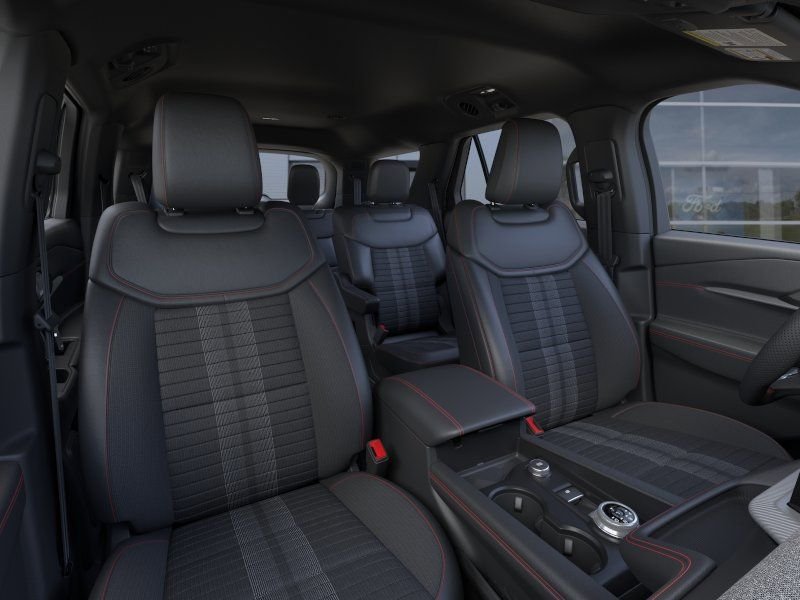 New 2026 Star White Metallic Tri-Coat Ford ST-Line image 10