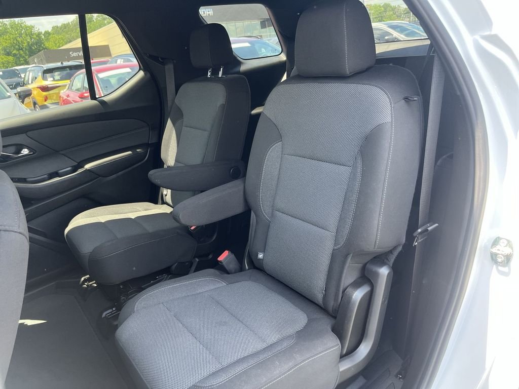 Used 2023 White Chevrolet LT image 28