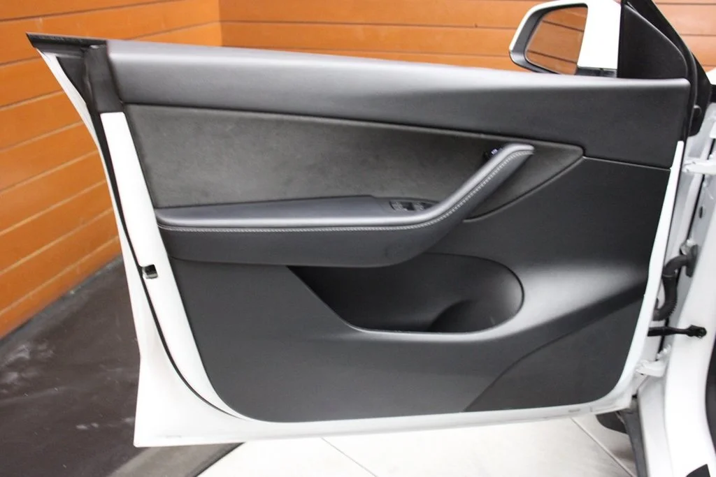 Used 2022 Pearl White Multi-Coat Tesla Performance image 23