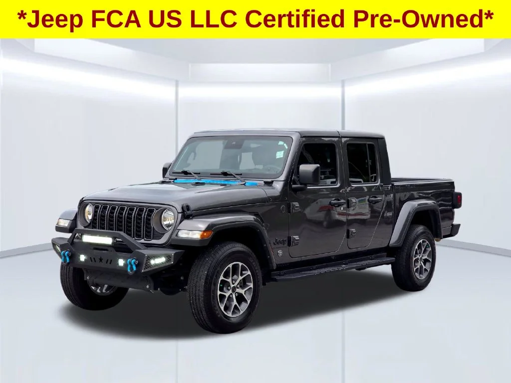 Used 2024 Gray Jeep Sport S image 2